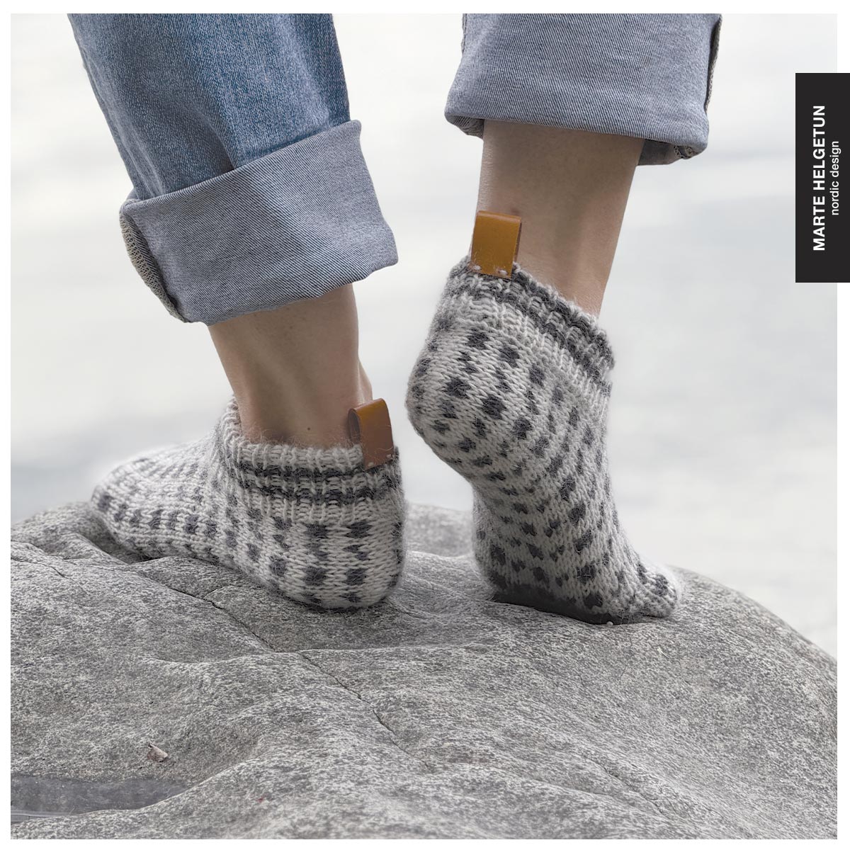 HappyFeet Cozy Cabin - Image 13